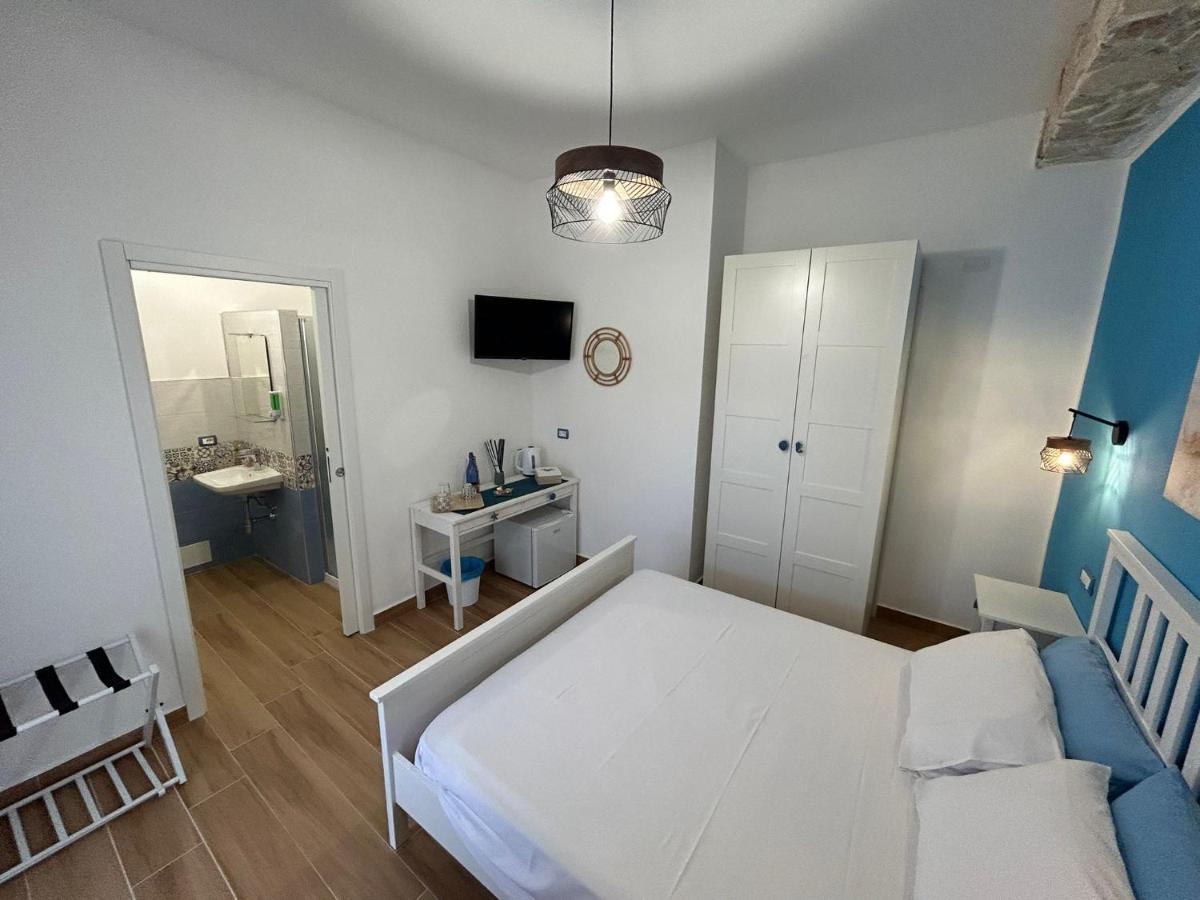 Room On The Beach อาโวลา ภายนอก รูปภาพ