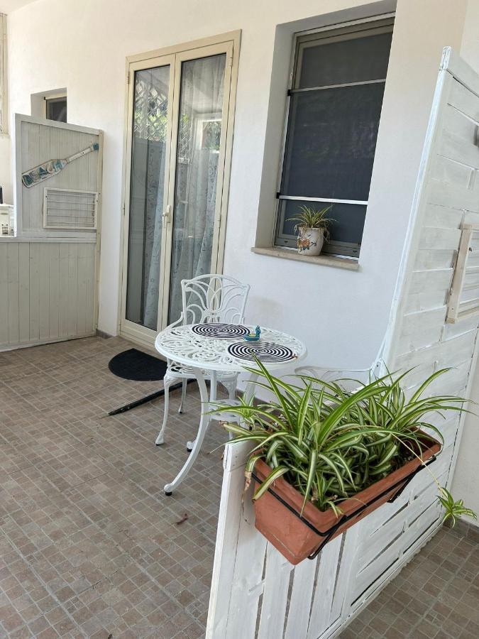 Room On The Beach อาโวลา ภายนอก รูปภาพ