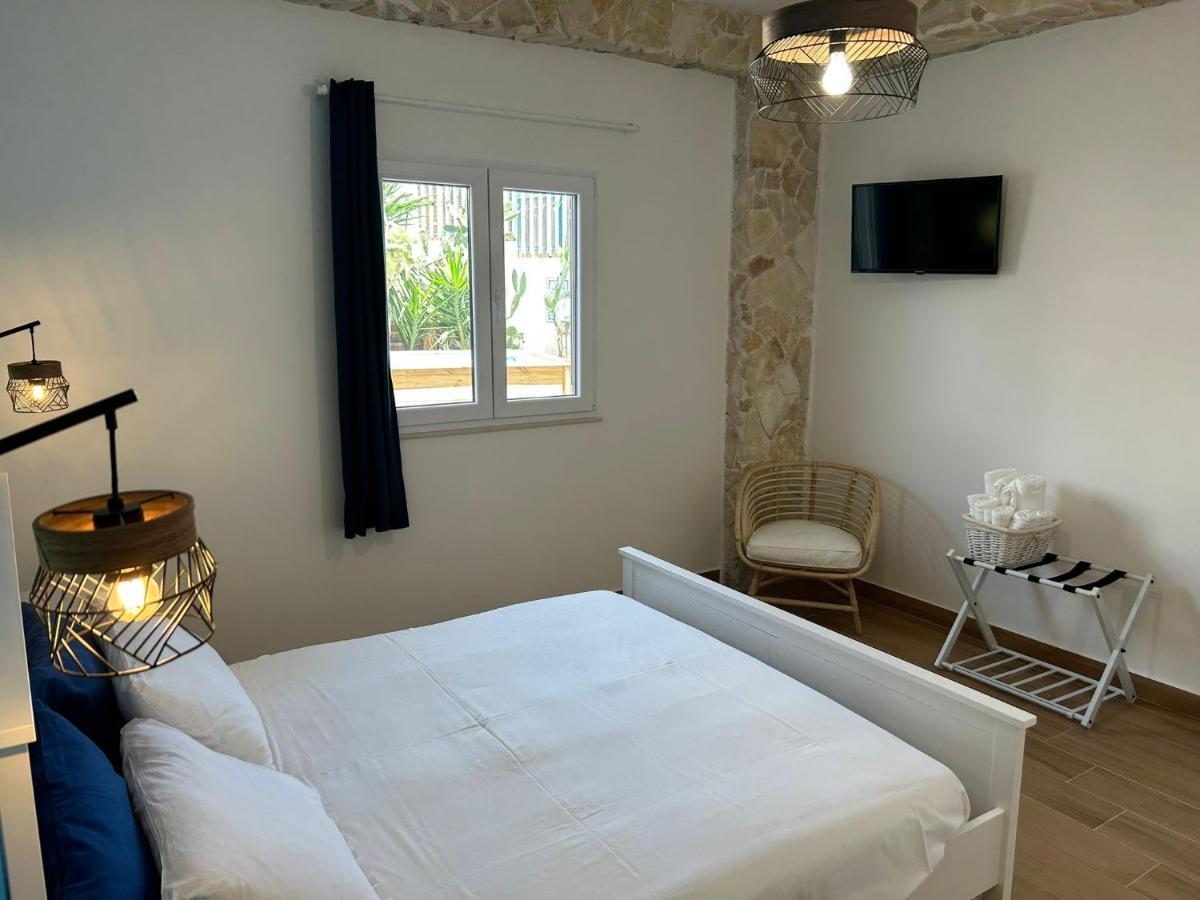 Room On The Beach อาโวลา ภายนอก รูปภาพ